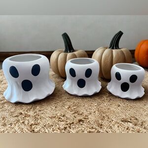 Ceramic Ghost Planter Trio – 3 Sizes – Halloween Decor – Spooky Pottery